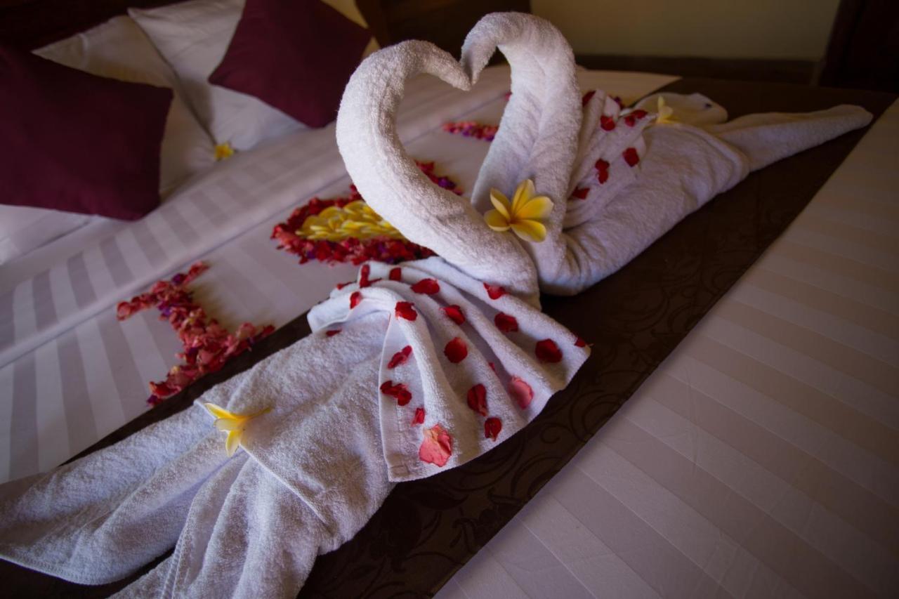 ริเจ็ต วิลลา บีช แอนด์ เรสเทอรองต์ Hotel Ped ภายนอก รูปภาพ